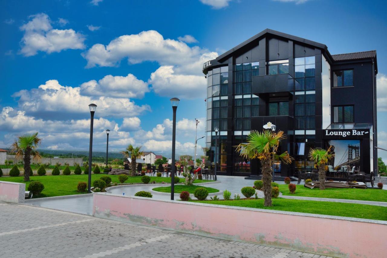 Hotel Braxton Shupenze Exterior photo