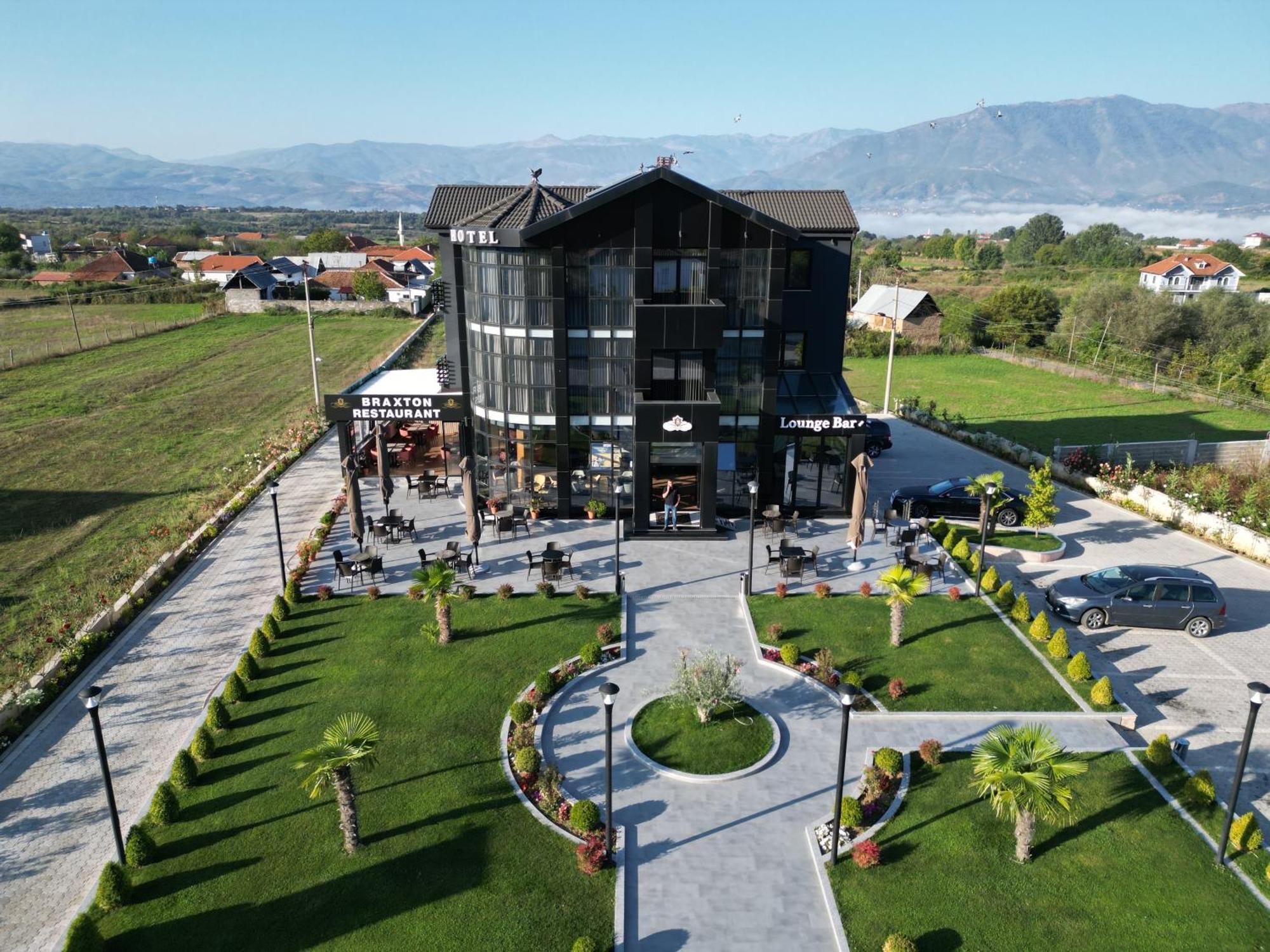 Hotel Braxton Shupenze Exterior photo